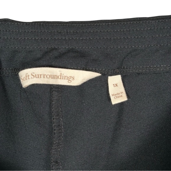 SOFT SURROUNDINGS Ponte Straight Cropped Pull-On Pants - Picture 9 of 10